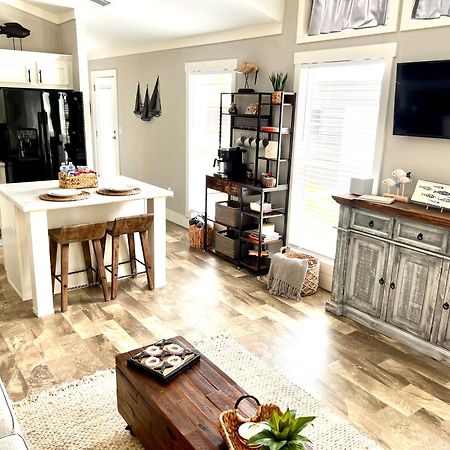 PottsboroThe Little Getaway-Sleeps 4, Firepit, Pet Friendly别墅 外观 照片