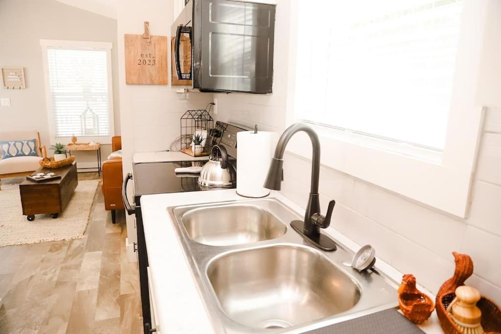 PottsboroThe Little Getaway-Sleeps 4, Firepit, Pet Friendly别墅 外观 照片