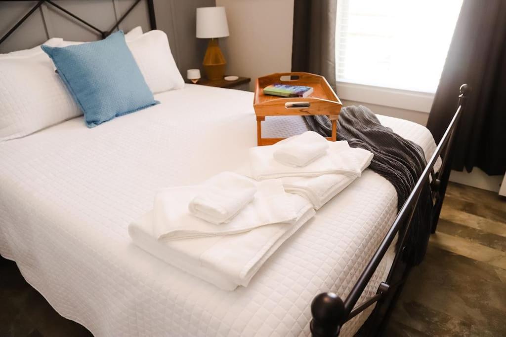 PottsboroThe Little Getaway-Sleeps 4, Firepit, Pet Friendly别墅 外观 照片